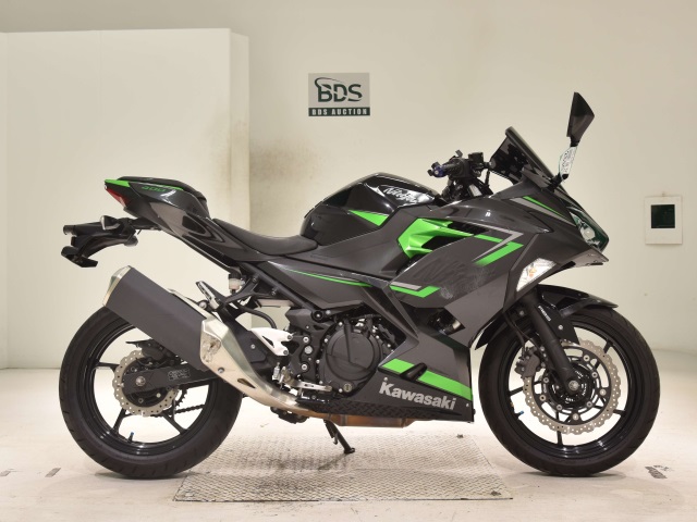 Kawasaki NINJA400 2023