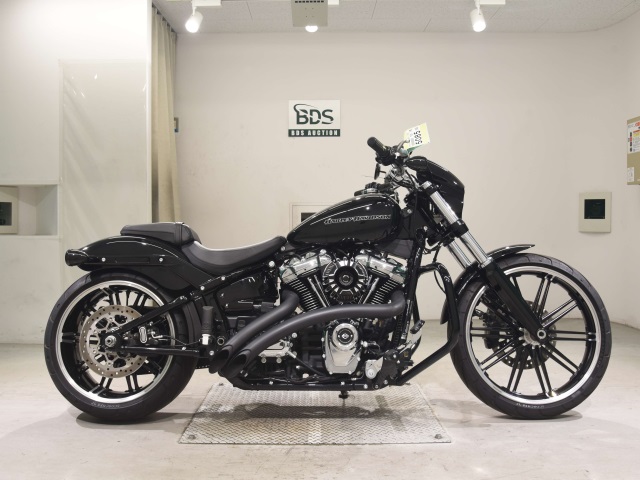 HD BREAKOUT FXBRS1870 2021