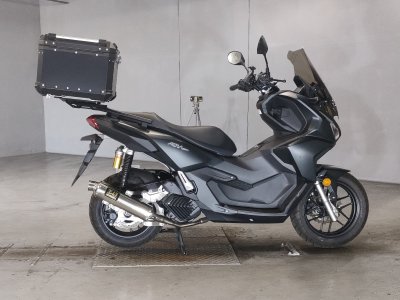 Honda ADV 160 2023