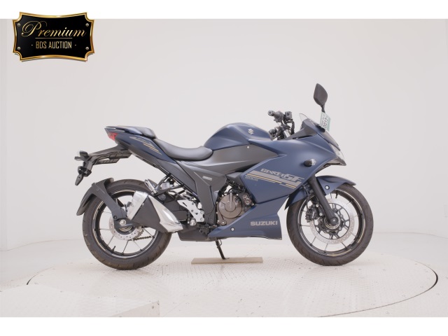 Suzuki GIXXER250SF