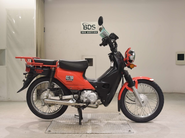 Honda CC110 CROSSCUB 2016