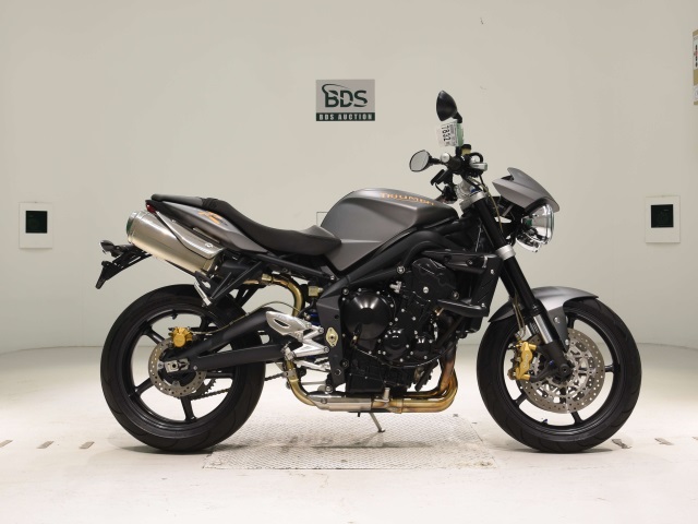 Triumph STREET TRIPLE R 2009