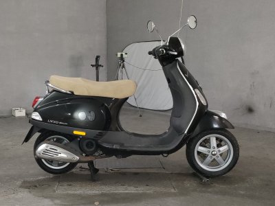 Vespa lx50