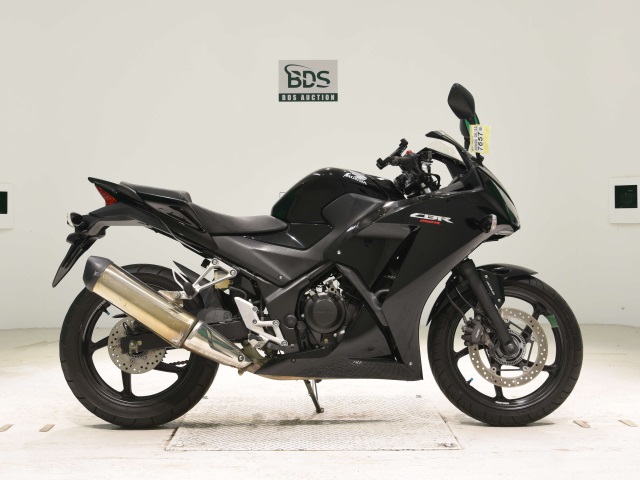 Honda CBR250RA 2015