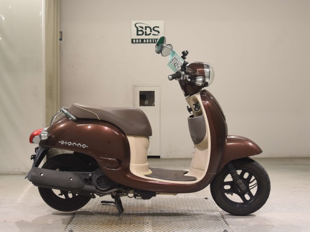 Honda GIORNO 2011