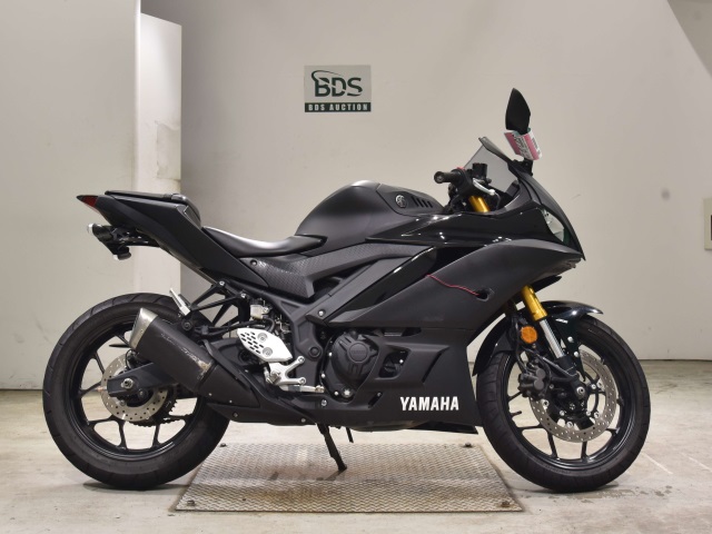 Yamaha YZF-R25A 2019