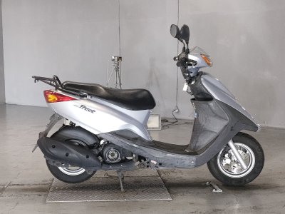 Yamaha AXIS TREAT