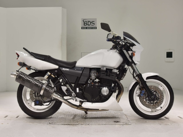 Yamaha XJR400 2009