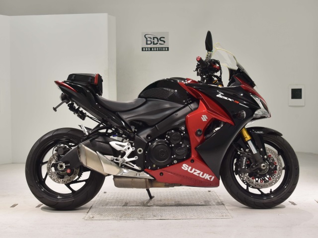 Suzuki GSX-S1000F 2015