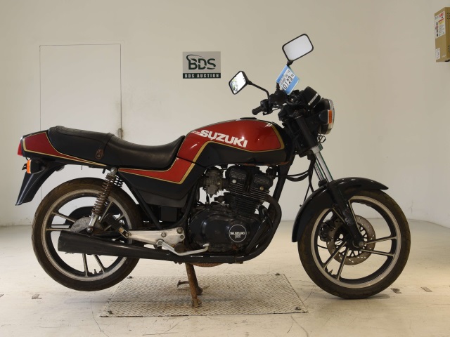 Suzuki GSX250E