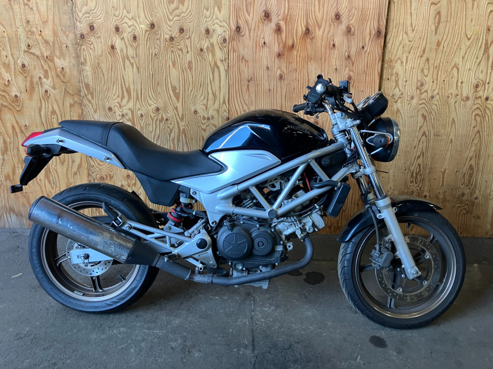 Honda VTR250 2009