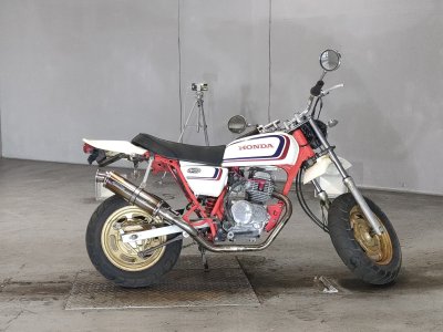Honda APE50 2006
