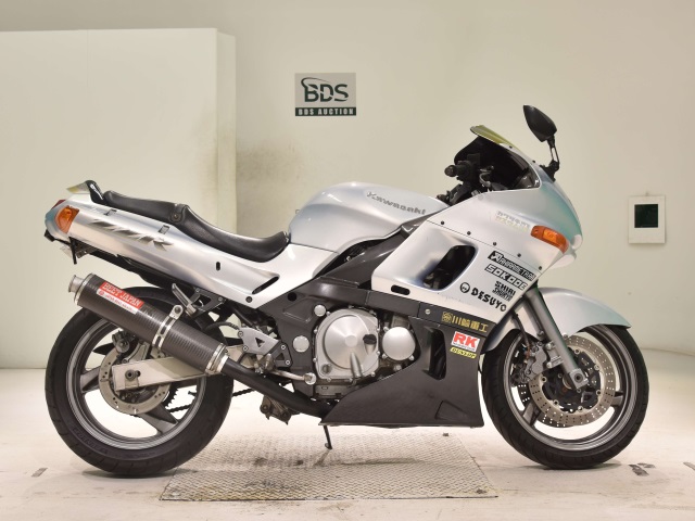 Kawasaki ZZ-R400 2003