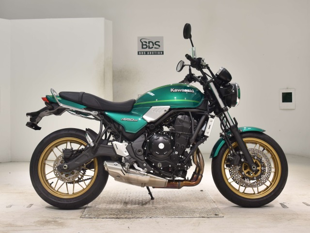 Kawasaki Z650RS 2022