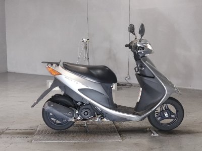 Suzuki ADDRESS V50