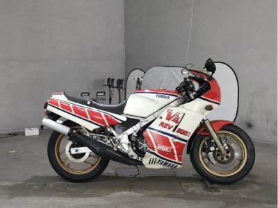Yamaha RZV500R 1984