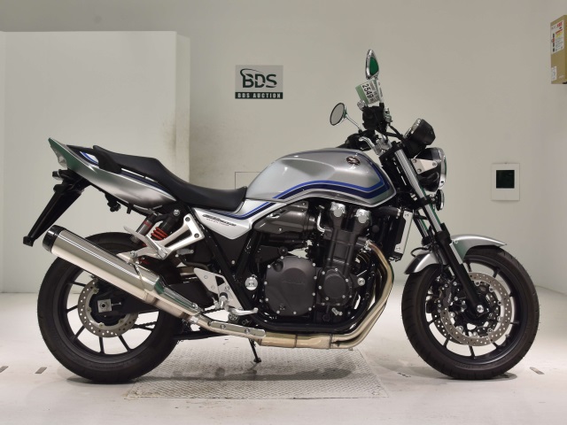 Honda CB1300SF 2024