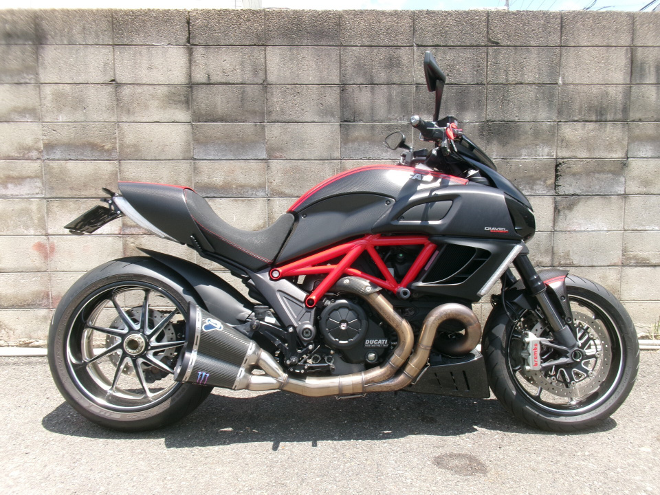 Ducati CBX400F 2012