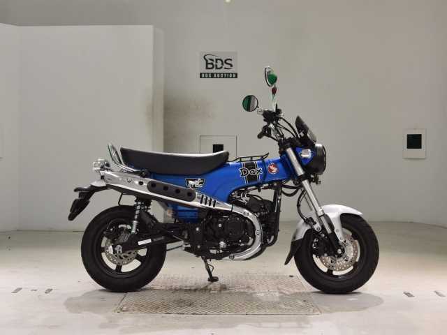 Honda DAX125 2022