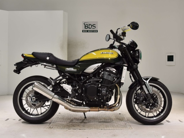 Kawasaki Z900RS 2024