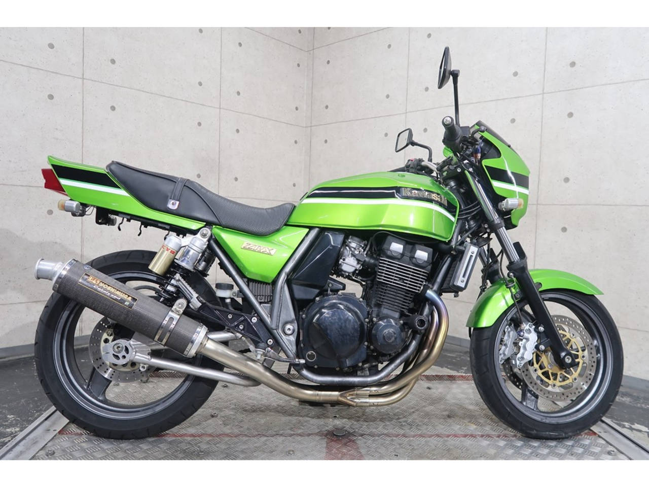Kawasaki ZRX400 2004