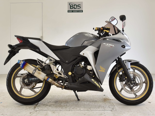 Honda CBR250R