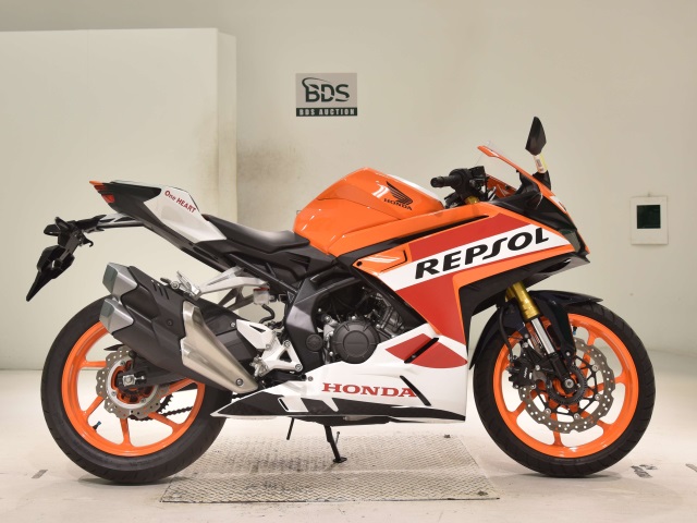 Honda CBR250RR 2023