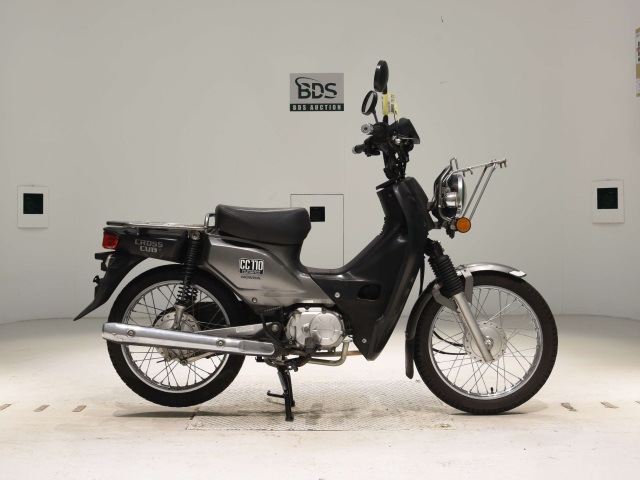 Honda CC110 CROSSCUB 2016