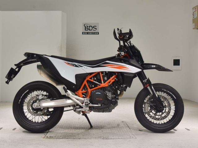 KTM 690 SMC R 2023
