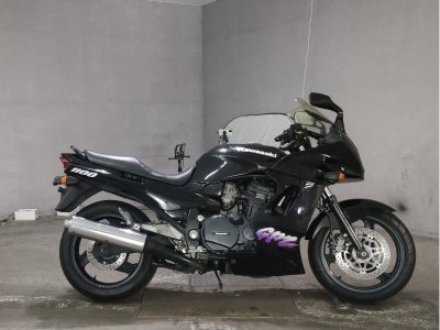 Kawasaki GPZ1100 1999