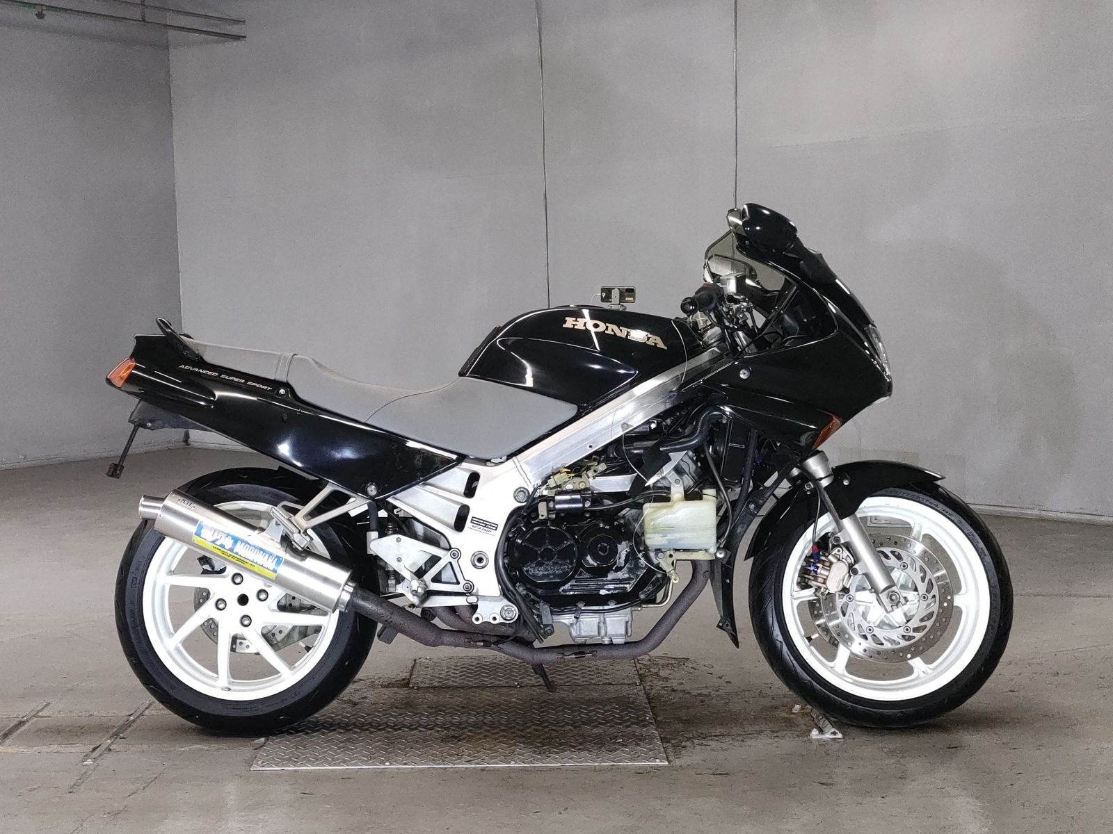 Honda VFR750F 1991