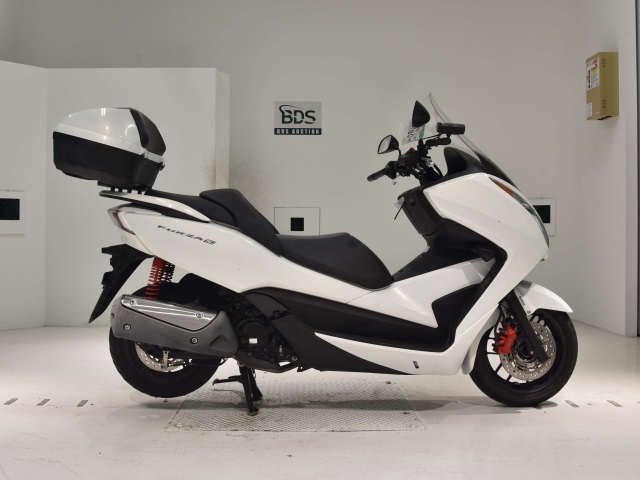 Honda FORZA SIA 2016
