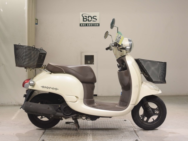 Honda GIORNO 2011