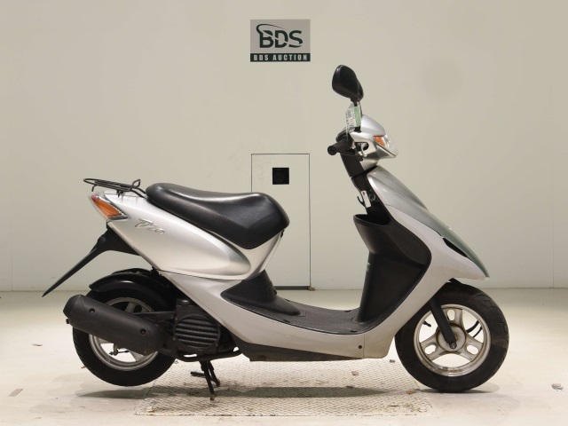 Honda DIO-5 2004