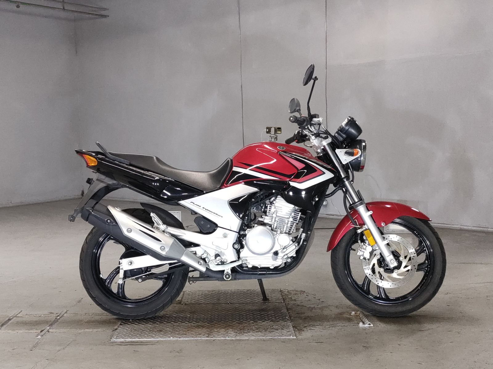 Yamaha YBR250 2011
