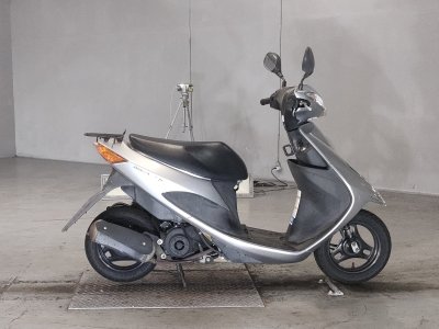 Suzuki ADDRESS V50