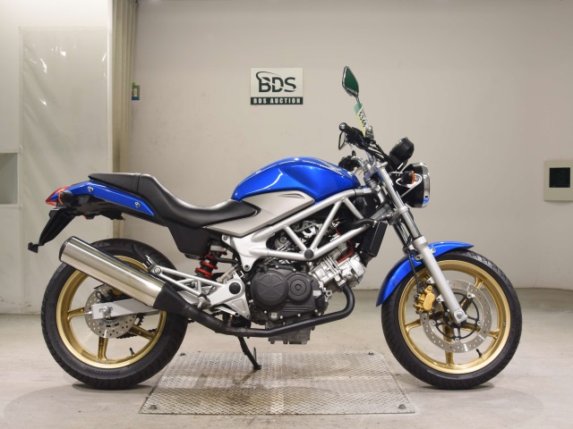 Honda VTR250 2011