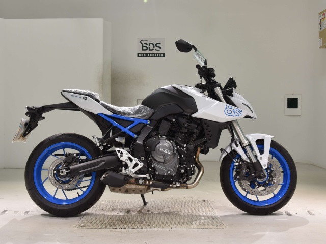 Suzuki GSX-8S 2024