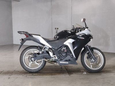Honda CBR250R 2011