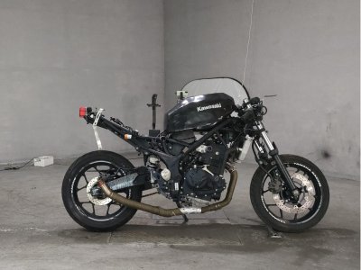Yamaha YZF-R25 2016