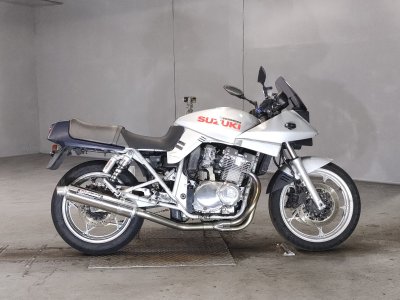 Suzuki GSX400S KATANA 2023