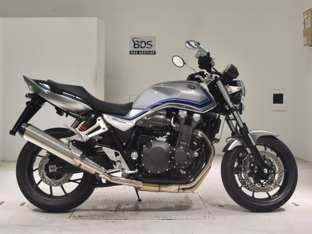 Honda CB1300SF 2024