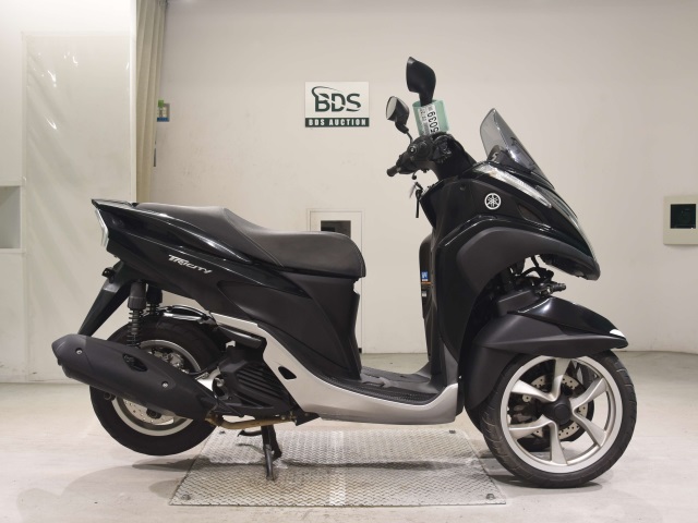 Yamaha TRICITY MW125 2015