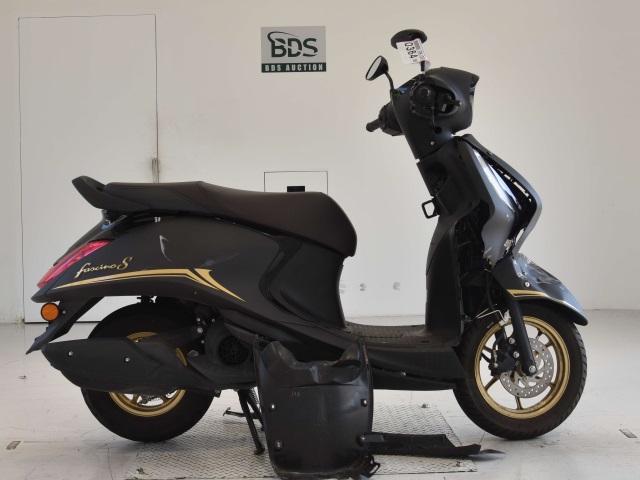 Yamaha ﾌｧｯｼｰﾉ125 2023