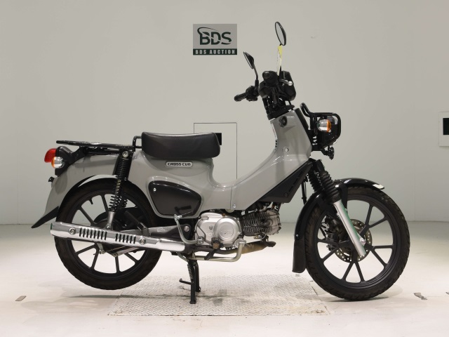 Honda CC110 CROSSCUB 2022