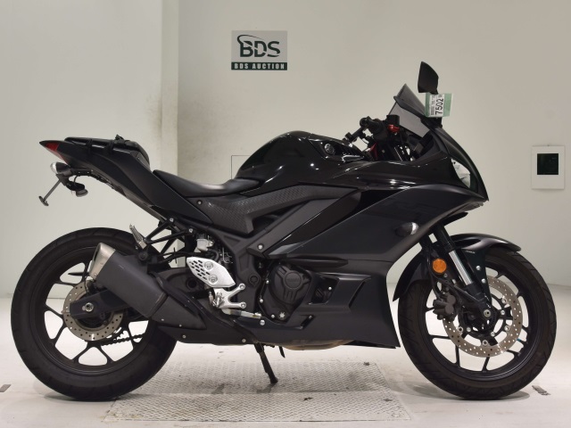 Yamaha YZF-R25A 2021