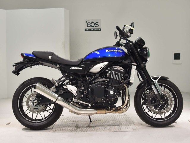 Kawasaki Z900RS 2024