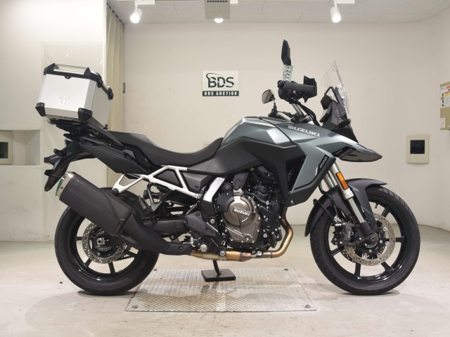 Suzuki Vｽﾄﾛｰﾑ800 2023