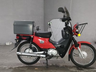Honda CC110 CROSSCUB 2016