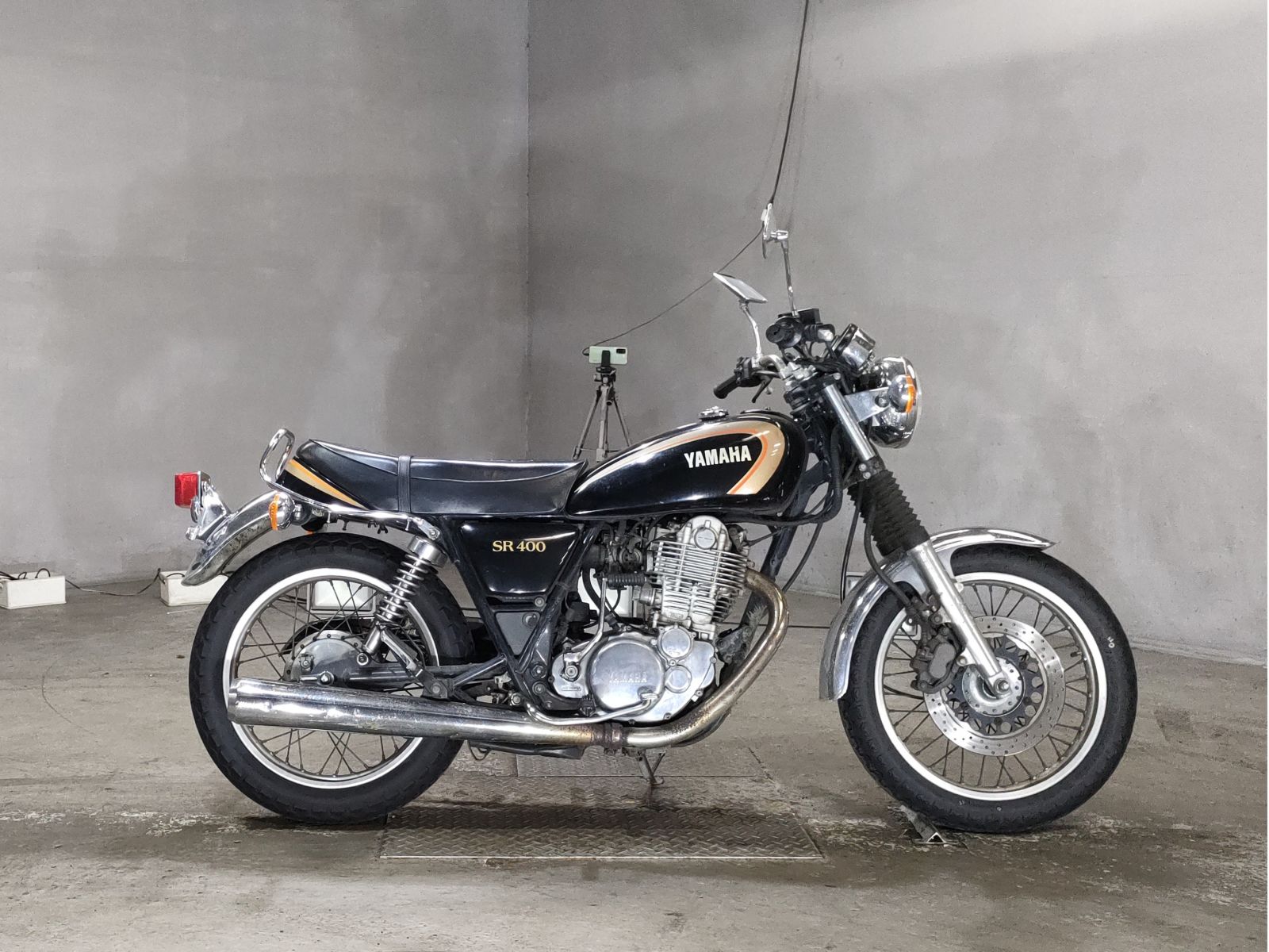 Yamaha SR400 2006